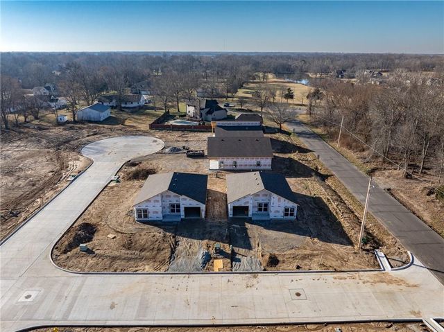 1505 Ashton Way, Pittsburg, KS 66762