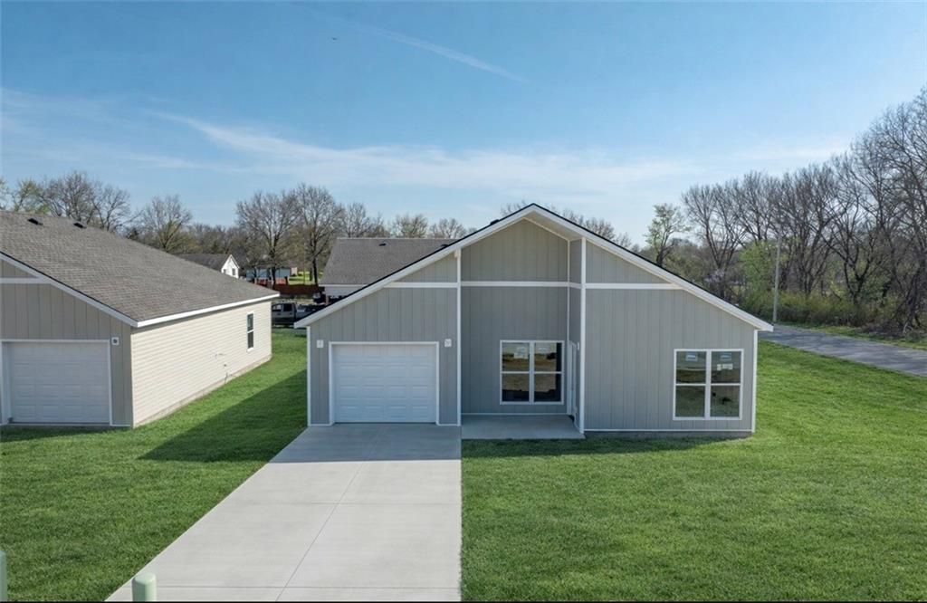 1505 Ashton Way, Pittsburg, KS 66762