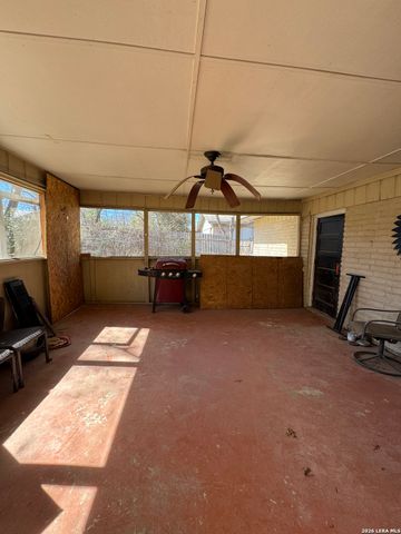 622 Trafalgar, San Antonio, TX 78216