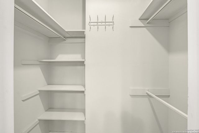 749 Summerwood, New Braunfels, TX 78130