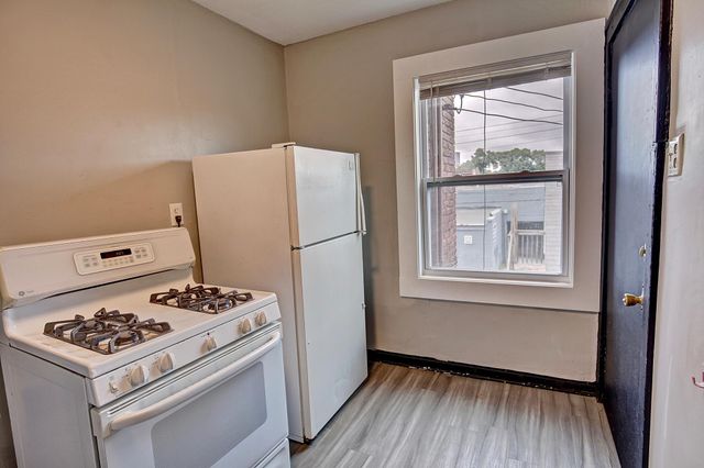 929 Aurora Avenue, Saint Paul, MN 55104