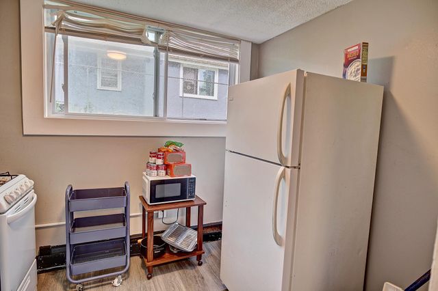 929 Aurora Avenue, Saint Paul, MN 55104