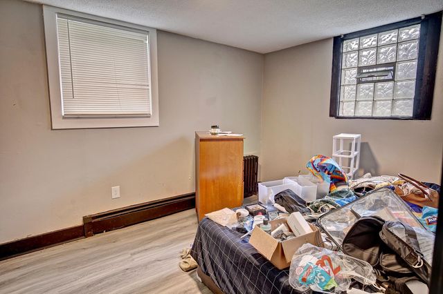 929 Aurora Avenue, Saint Paul, MN 55104