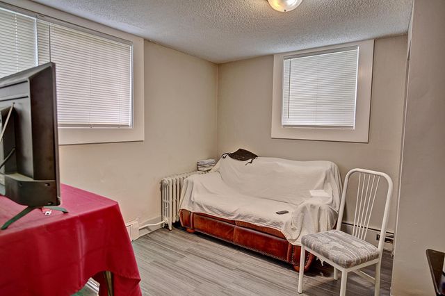 929 Aurora Avenue, Saint Paul, MN 55104