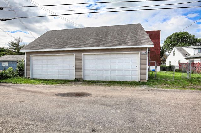 929 Aurora Avenue, Saint Paul, MN 55104