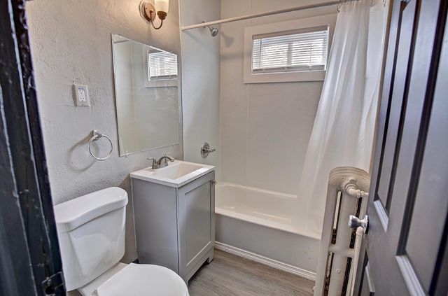 929 Aurora Avenue, Saint Paul, MN 55104