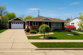 2524 Loraine AVENUE, Racine, WI 53404