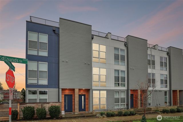 2403 SW Edmunds Street, Seattle, WA 98106