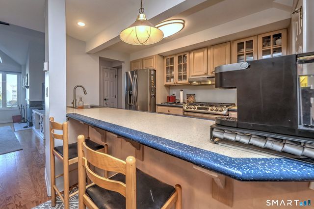 76 SANDPIPER Crescent, Milford, CT 06460