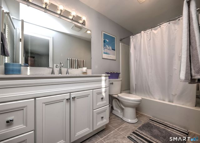 76 SANDPIPER Crescent, Milford, CT 06460