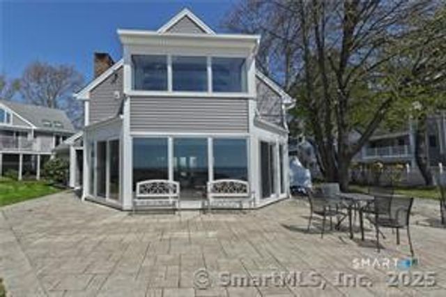 76 SANDPIPER Crescent, Milford, CT 06460