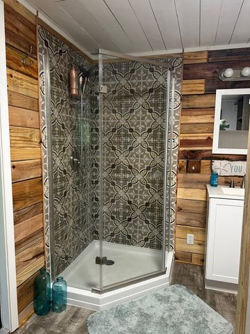 223 HOLLY Glen, Murchison, TX 75778