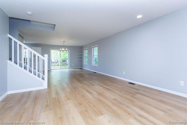 829 N Dorchester Avenue, Royal Oak, MI 48067