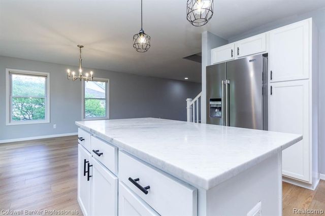 829 N Dorchester Avenue, Royal Oak, MI 48067