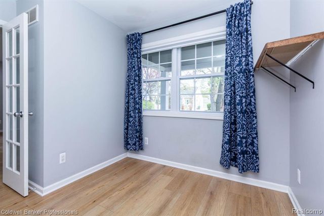 829 N Dorchester Avenue, Royal Oak, MI 48067