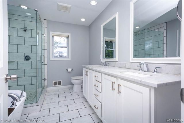 829 N Dorchester Avenue, Royal Oak, MI 48067