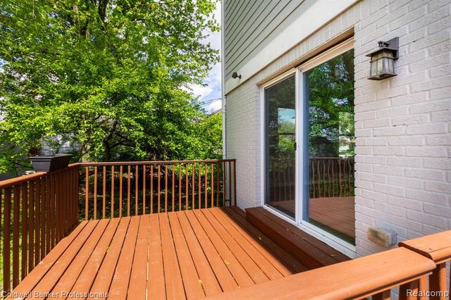 829 N Dorchester Avenue, Royal Oak, MI 48067