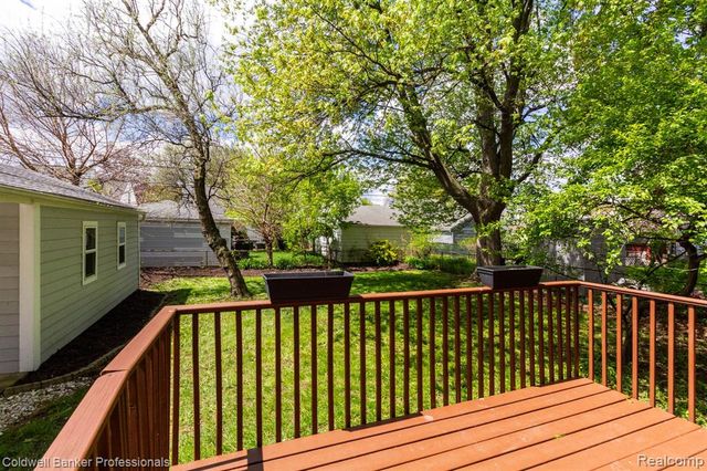 829 N Dorchester Avenue, Royal Oak, MI 48067