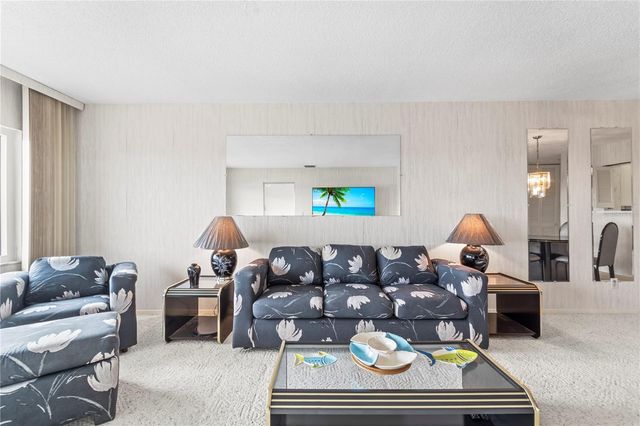 100 BLUFF VIEW DRIVE 609A, Belleair Bluffs, FL 33770