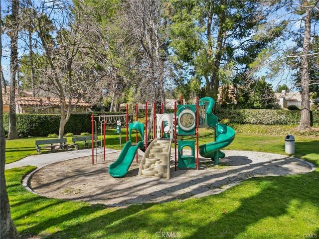 B Steinbeck, Stevenson Ranch, CA 91381