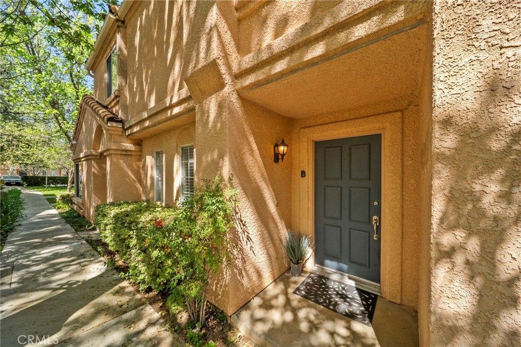 B Steinbeck, Stevenson Ranch, CA 91381