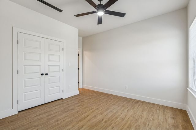 1447 Oakley Avenue, Dallas, TX 75216