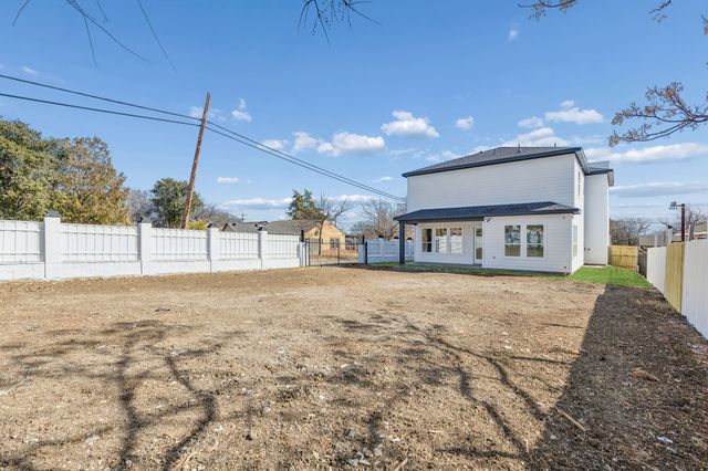 1447 Oakley Avenue, Dallas, TX 75216