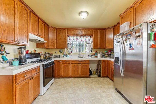 3340 Gleason Avenue, Los Angeles, CA 90063