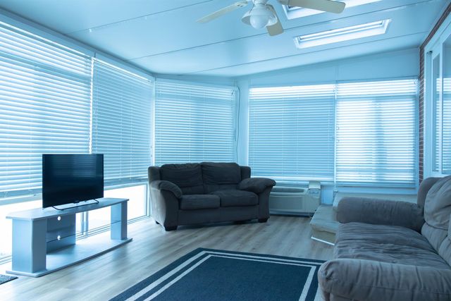 90 Fairfax Drive, Huntington, WV 25705