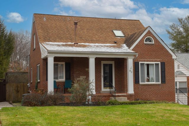 90 Fairfax Drive, Huntington, WV 25705