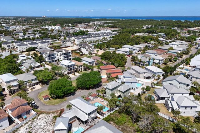137 St Francis Drive, Miramar Beach, FL 32550