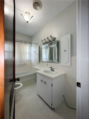 300 N King, Xenia, OH 45385