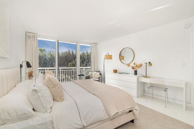 2780 S Ocean Boulevard 311, Palm Beach, FL 33480