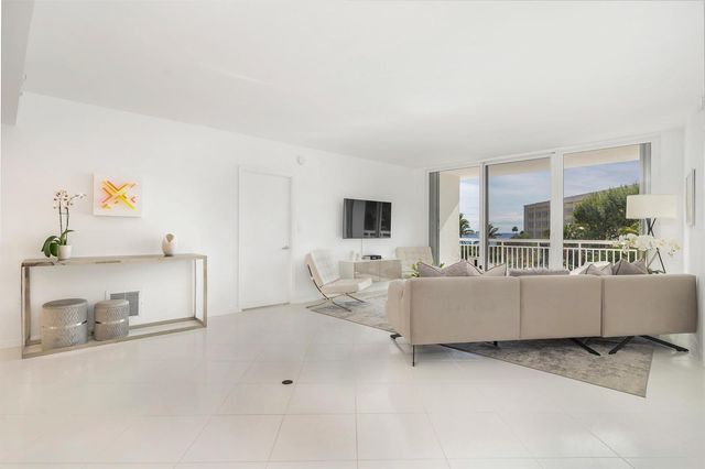 2780 S Ocean Boulevard 311, Palm Beach, FL 33480