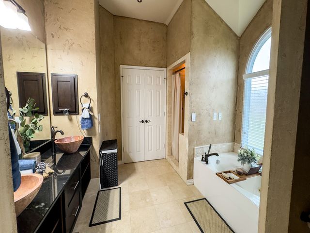 2700 Crater Lake Lane, Denton, TX 76210
