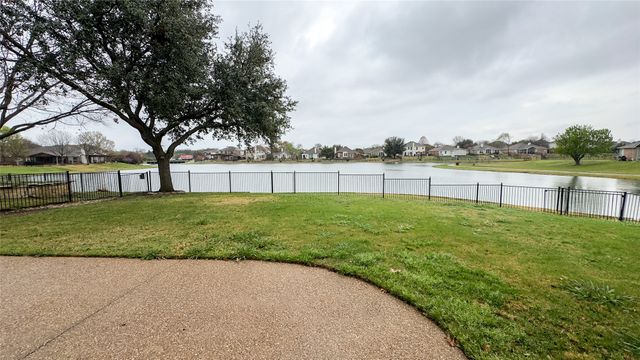 2700 Crater Lake Lane, Denton, TX 76210