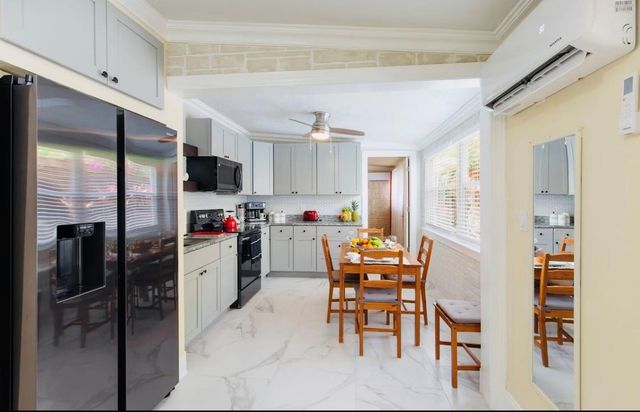 279 Hach Lane, West Palm Beach, FL 33415