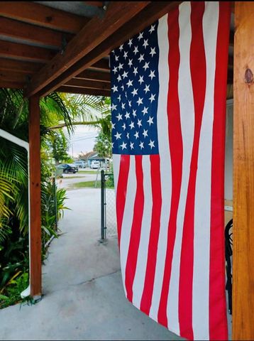 279 Hach Lane, West Palm Beach, FL 33415