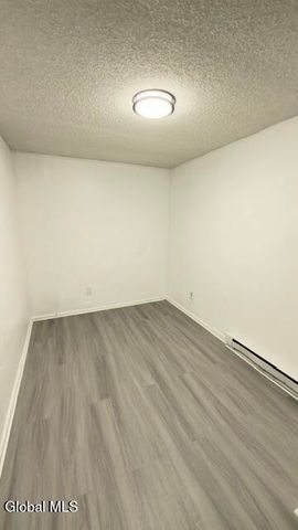 3134 6th Avenue 1, Troy, NY 12180