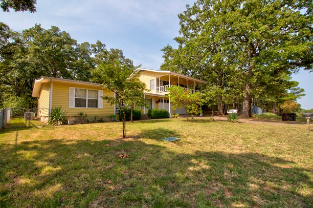 840 LAKE, Gordonville, TX 76245