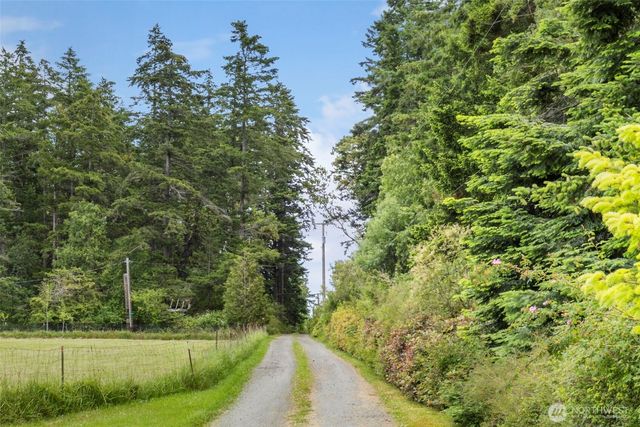 193 Plute Road, Nordland, WA 98358