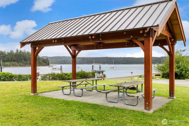 193 Plute Road, Nordland, WA 98358
