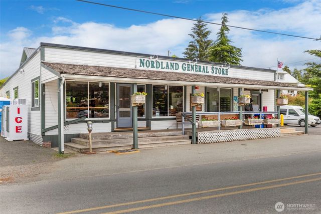 193 Plute Road, Nordland, WA 98358