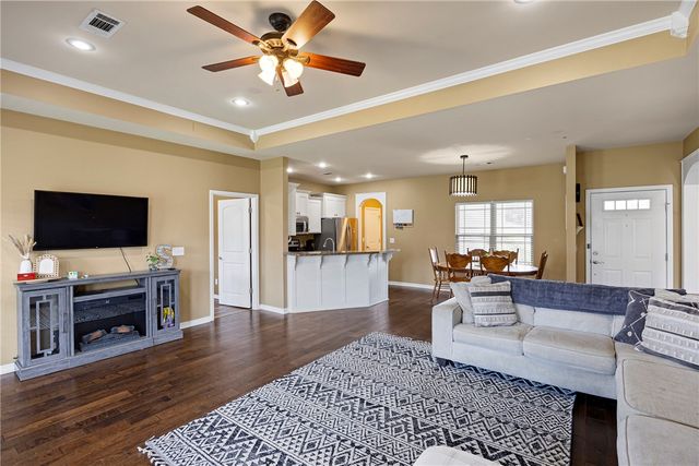 220 Ashford Drive, Russellville, AR 72802