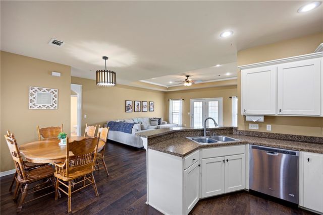 220 Ashford Drive, Russellville, AR 72802