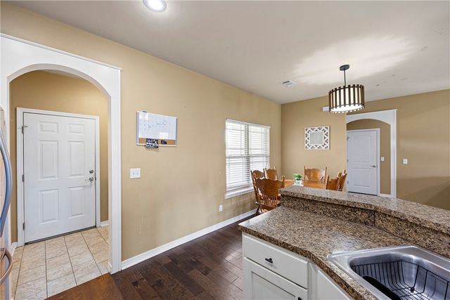 220 Ashford Drive, Russellville, AR 72802