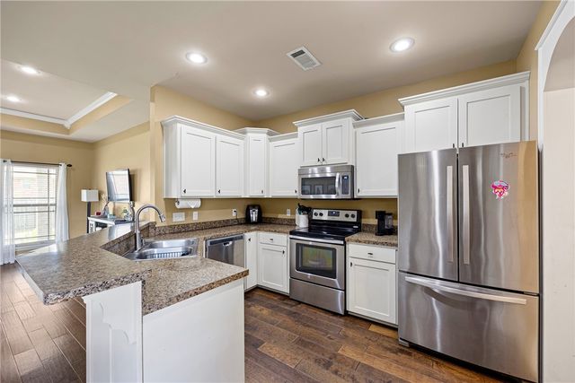 220 Ashford Drive, Russellville, AR 72802