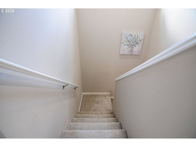 15920 Se STARLING Ct, Clackamas, OR 97015