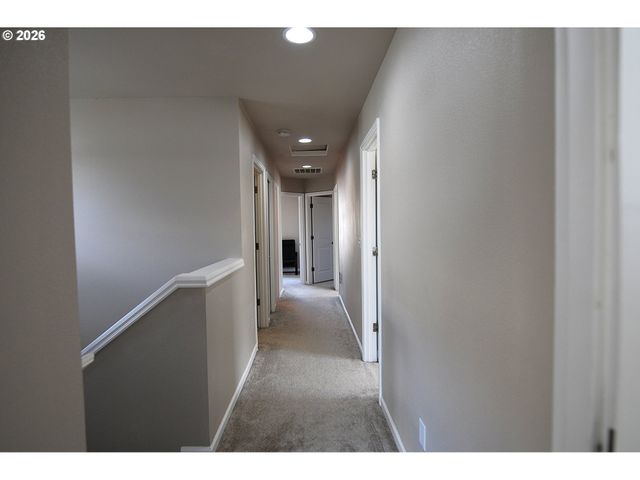 15920 Se STARLING Ct, Clackamas, OR 97015