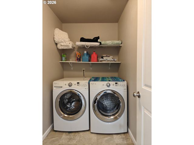 15920 Se STARLING Ct, Clackamas, OR 97015